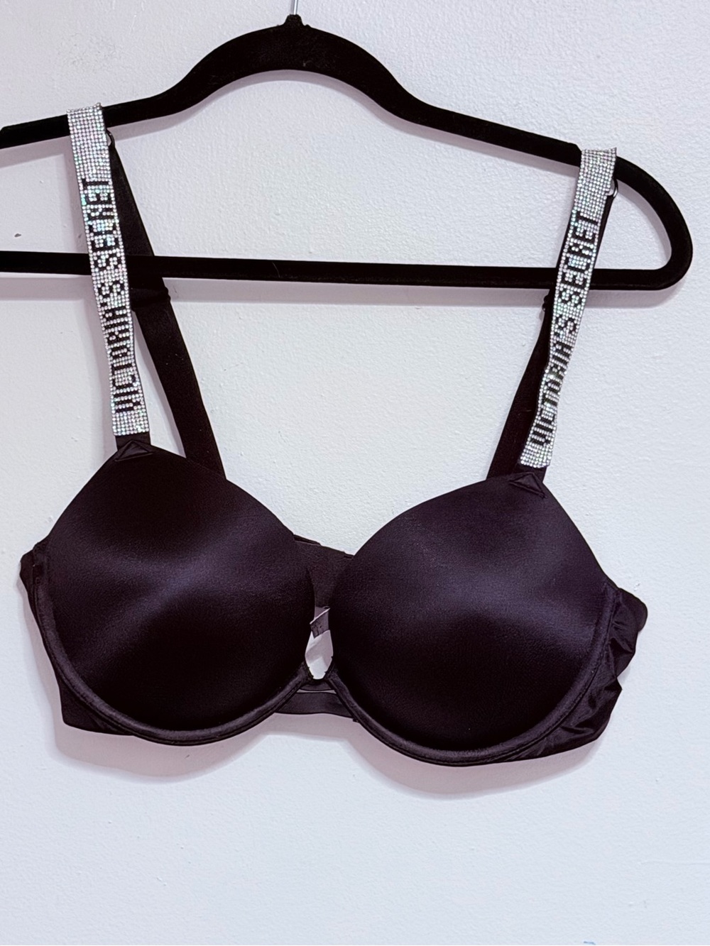Victoria Secret Women’s Black Padded Bra with Embellished Straps size 36C
